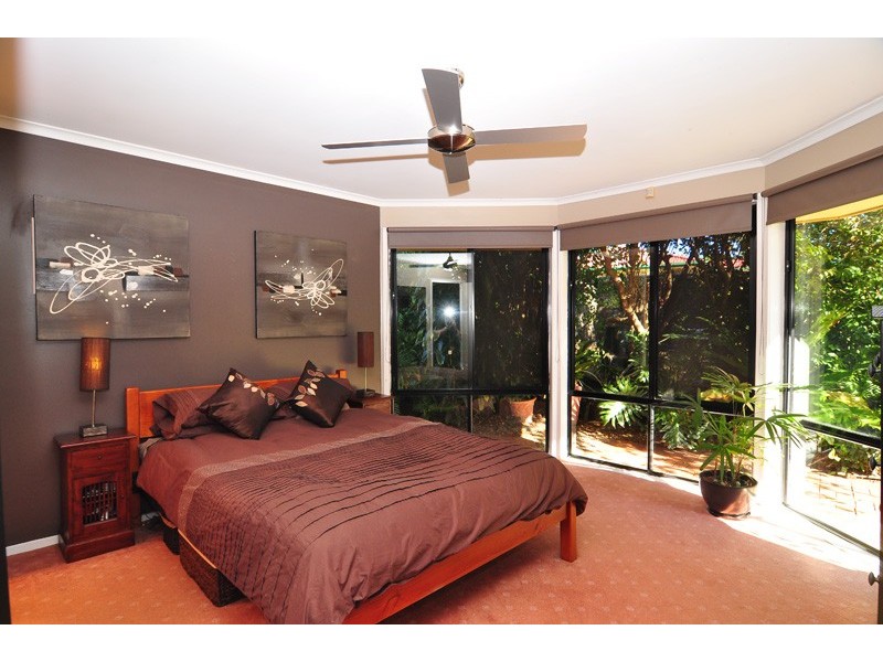 63 Bannockburn Crescent, Parkinson QLD 4115