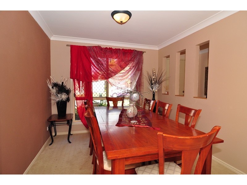 39 Cottonwood Crescent, Calamvale QLD 4116