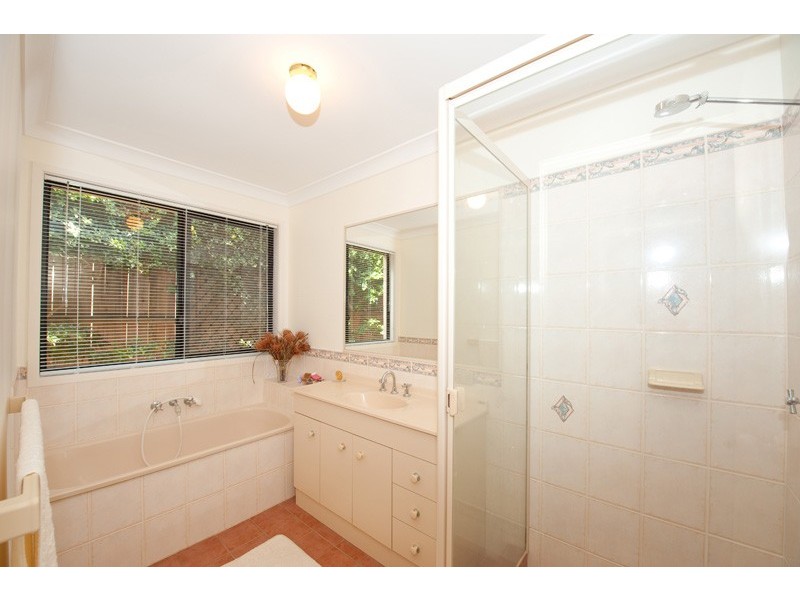 12 Calliandra Place, Calamvale QLD 4116