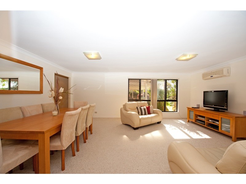 12 Calliandra Place, Calamvale QLD 4116