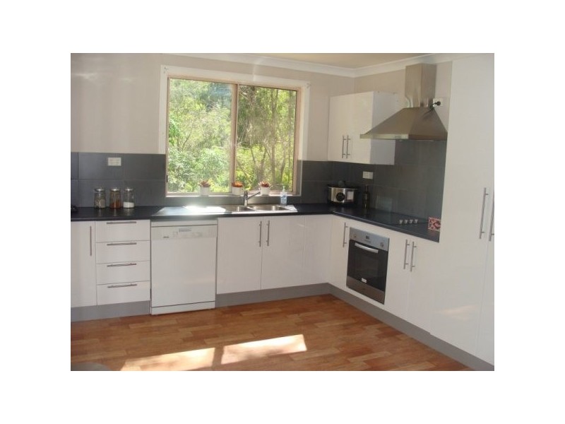 17 Cathryn Court, Cedar Grove QLD 4285