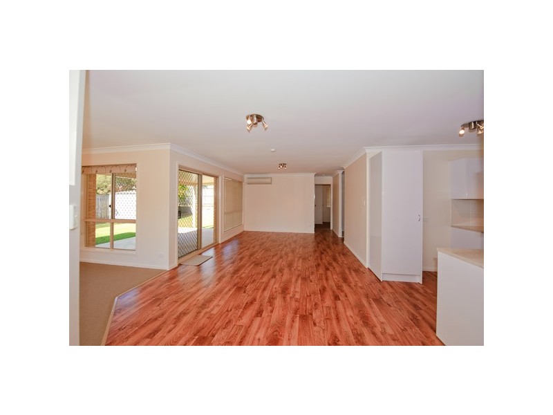 43 Cunningham Drive, Boronia Heights QLD 4124