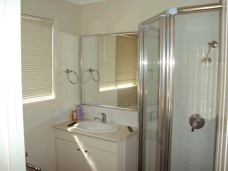 64/18 Mornington Court, Calamvale QLD 4116