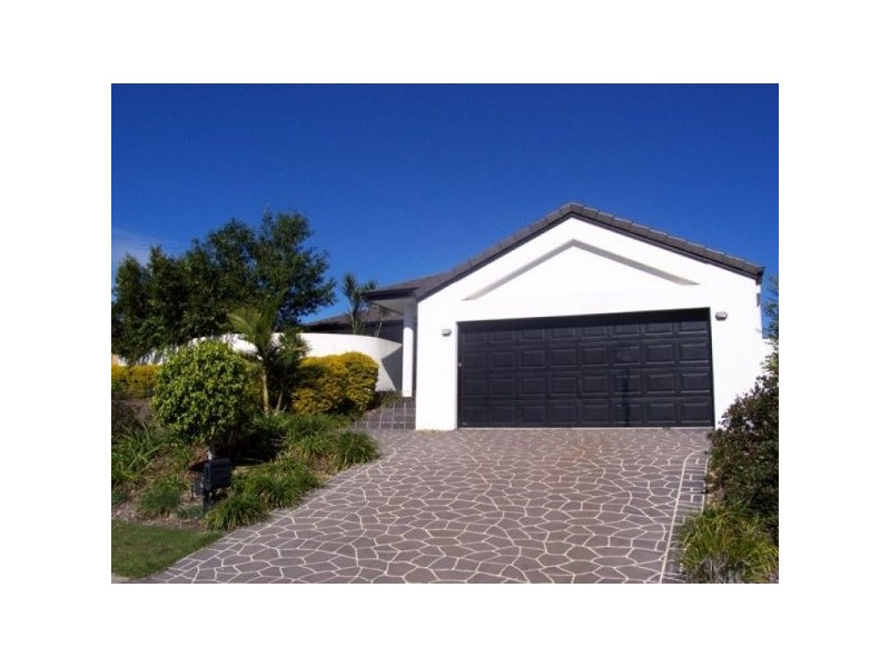 11 Lindfield Street, Parkinson QLD 4115