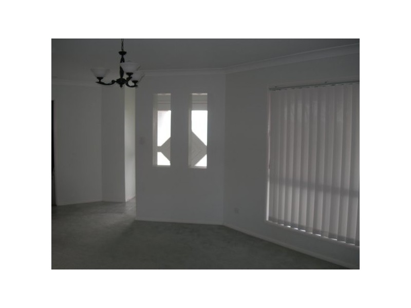 11 Lindfield Street, Parkinson QLD 4115