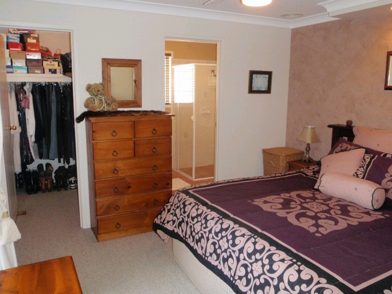 88 River Oak Drive, Jimboomba QLD 4280