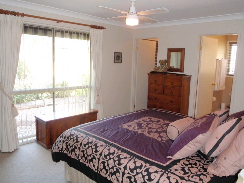 88 River Oak Drive, Jimboomba QLD 4280