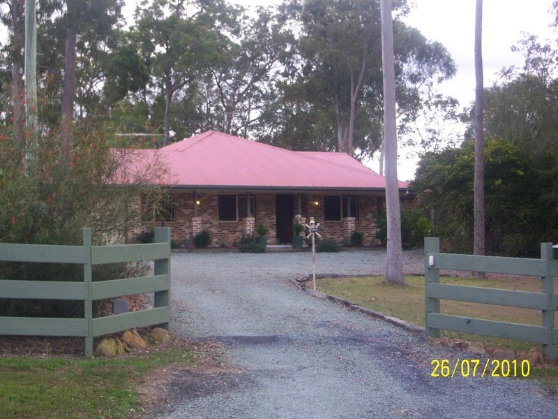 70 Chloe Drive, Munruben QLD 4125