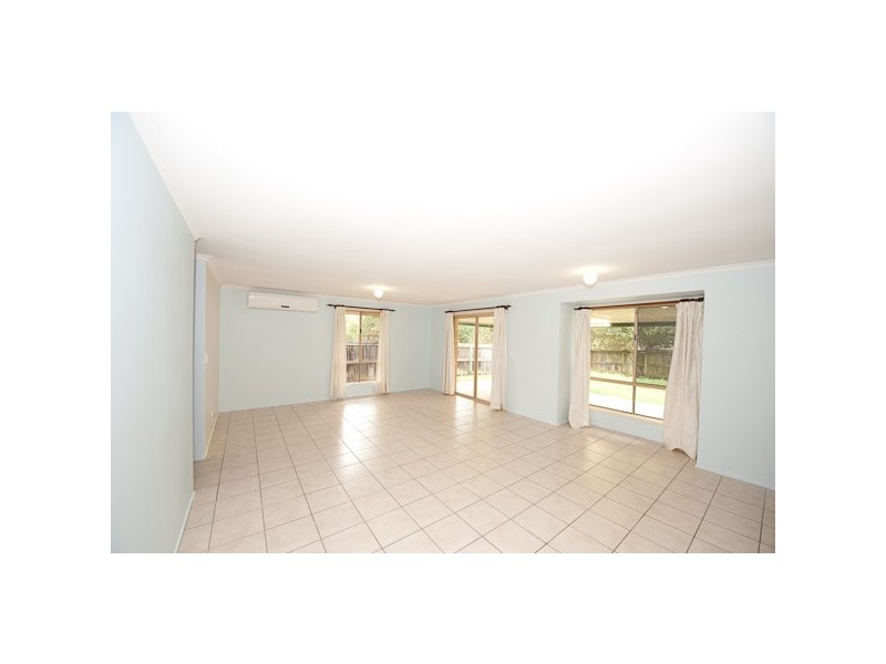 19 Lollard Street, Hillcrest QLD 4118