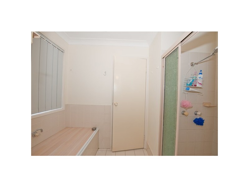 18 Samantha Street, Boronia Heights QLD 4124