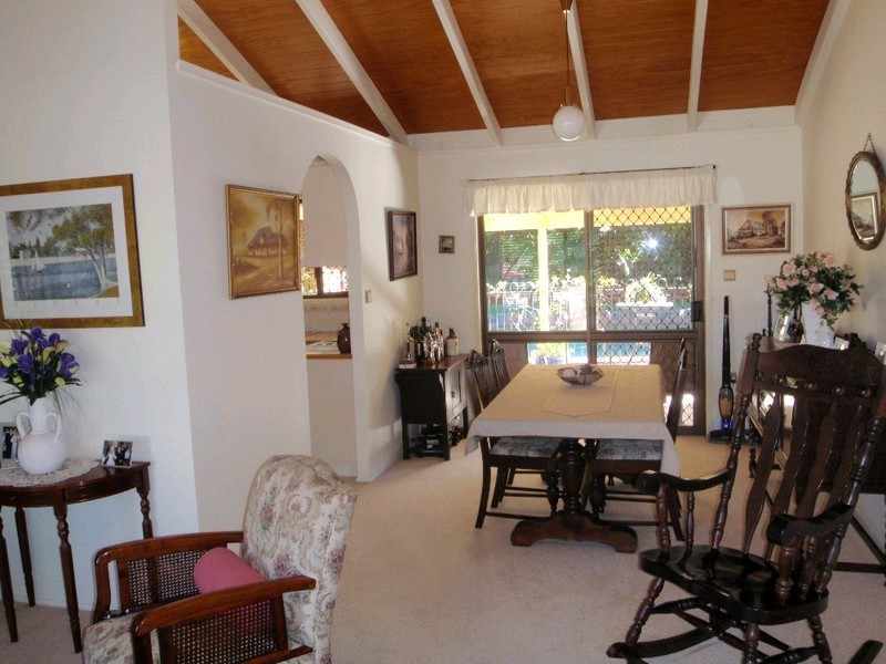 78 Honeywood Street, Sunnybank Hills QLD 4109