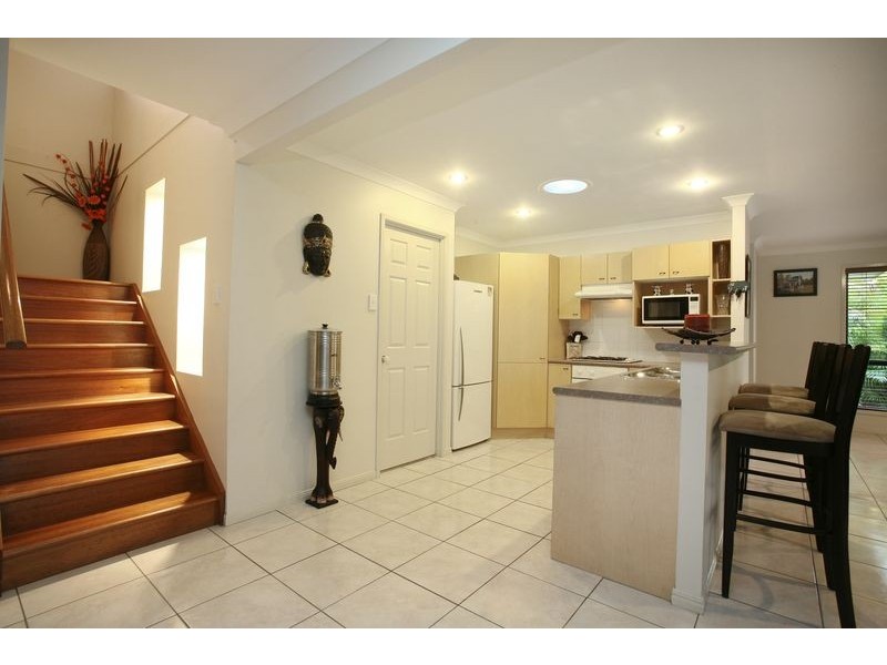 4 Benjamina Court, Regents Park QLD 4118