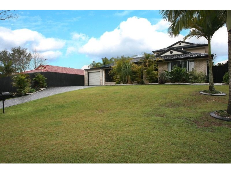 4 Benjamina Court, Regents Park QLD 4118