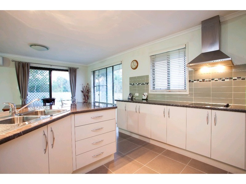 7 Bluebell Place, Calamvale QLD 4116