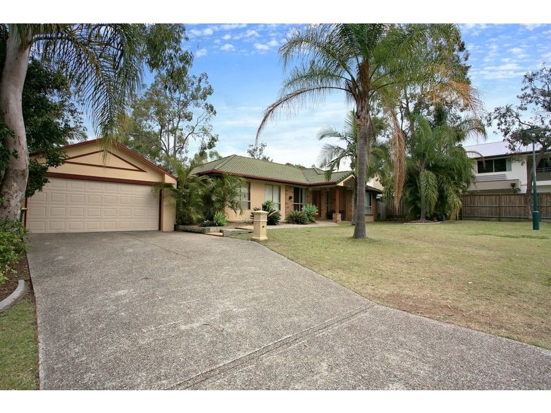 4 Stowe Street, Forest Lake QLD 4078