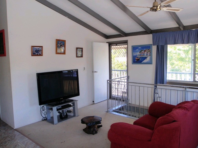 16 Parkland Avenue, Browns Plains QLD 4118