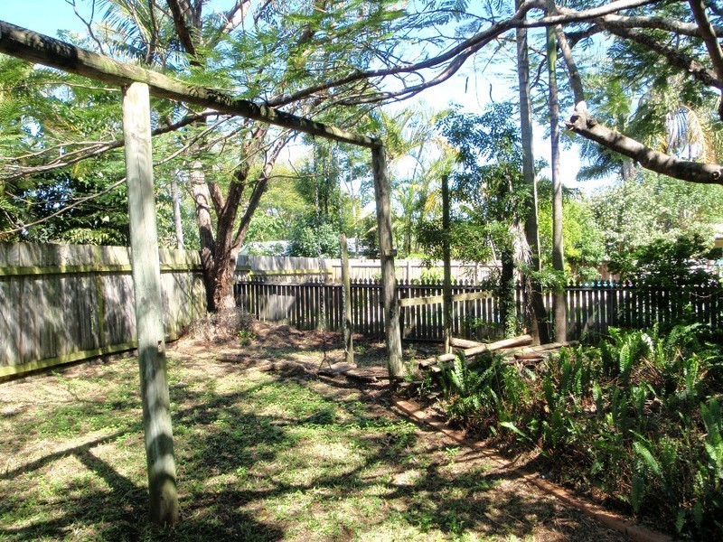 16 Parkland Avenue, Browns Plains QLD 4118