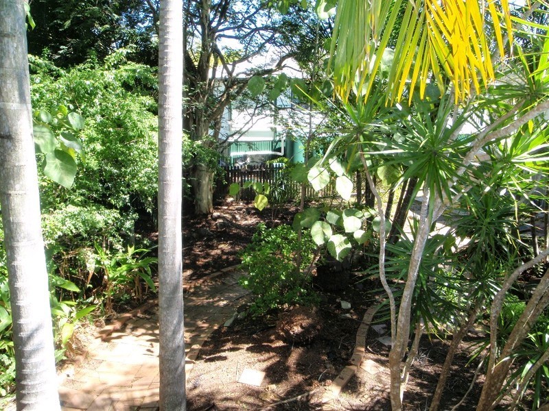 16 Parkland Avenue, Browns Plains QLD 4118