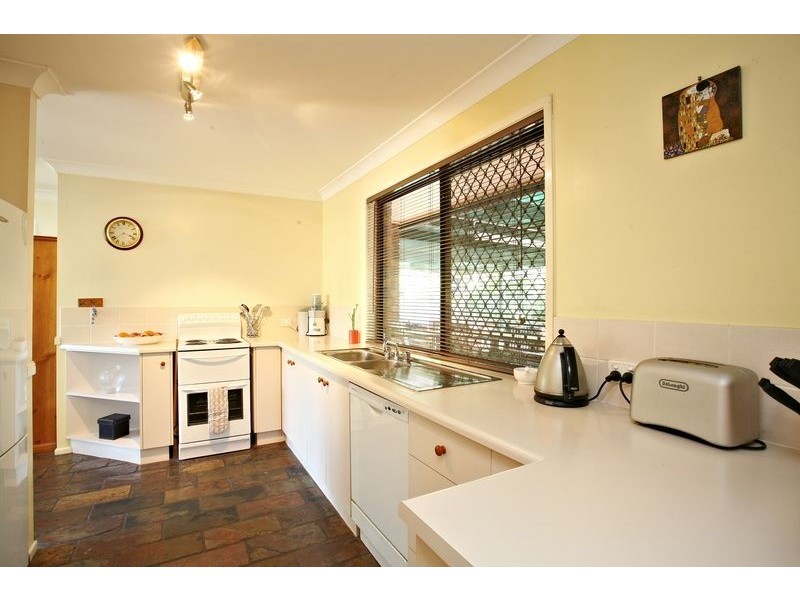 14 Ethion Drive, Regents Park QLD 4118