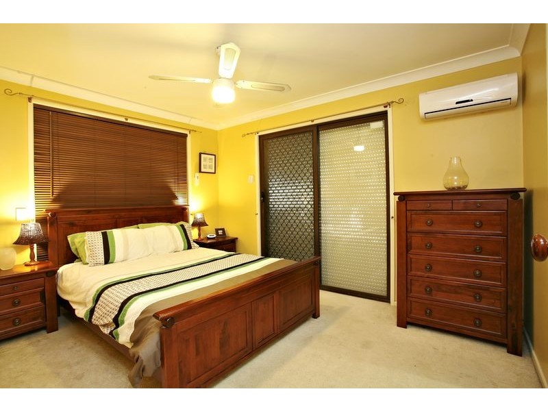 14 Ethion Drive, Regents Park QLD 4118