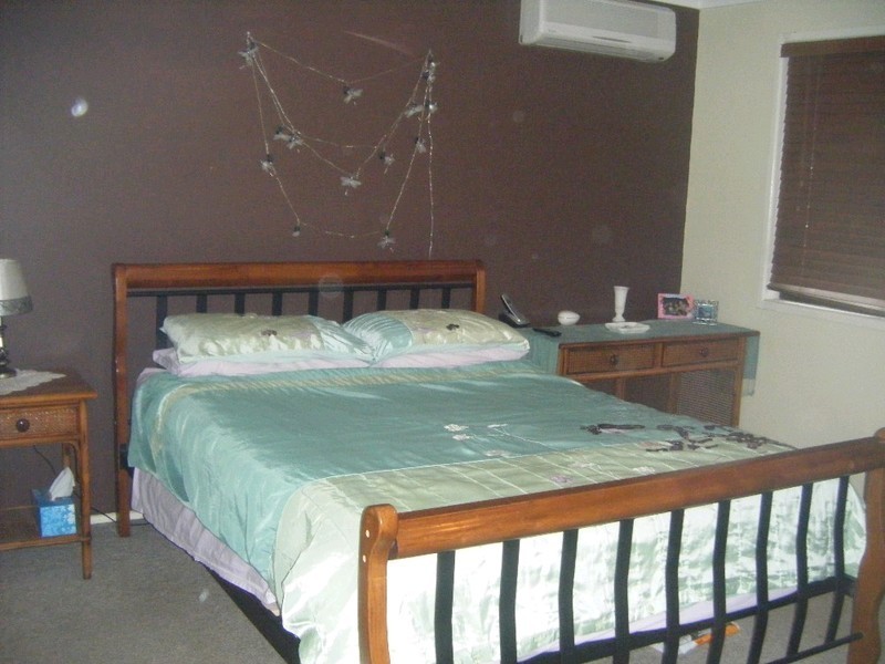 16 Silvertop Street, Hillcrest QLD 4118