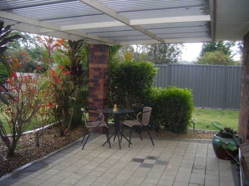 16 Silvertop Street, Hillcrest QLD 4118