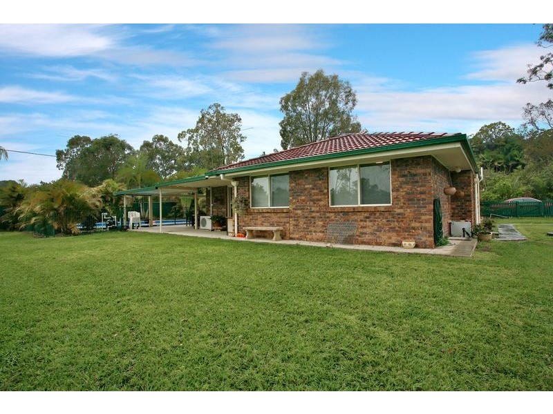 182 Carter Road, Munruben QLD 4125