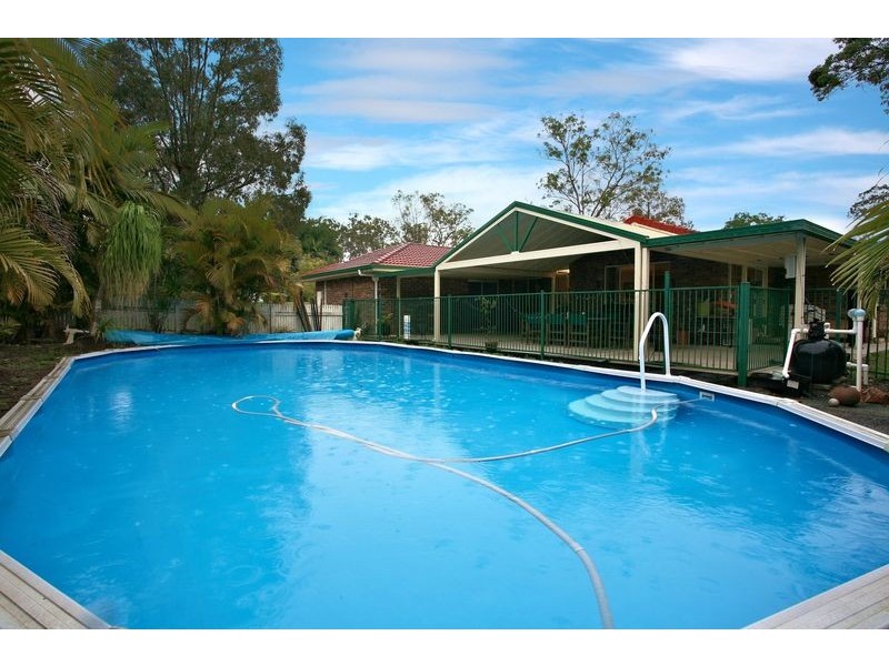 182 Carter Road, Munruben QLD 4125