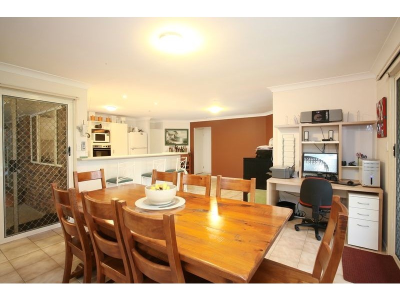 182 Carter Road, Munruben QLD 4125