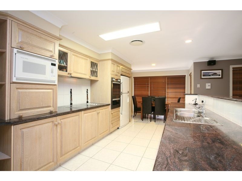 25 Poinsettia Crescent, Calamvale QLD 4116