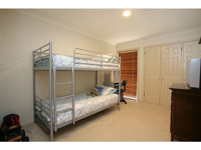 25 Poinsettia Crescent, Calamvale QLD 4116