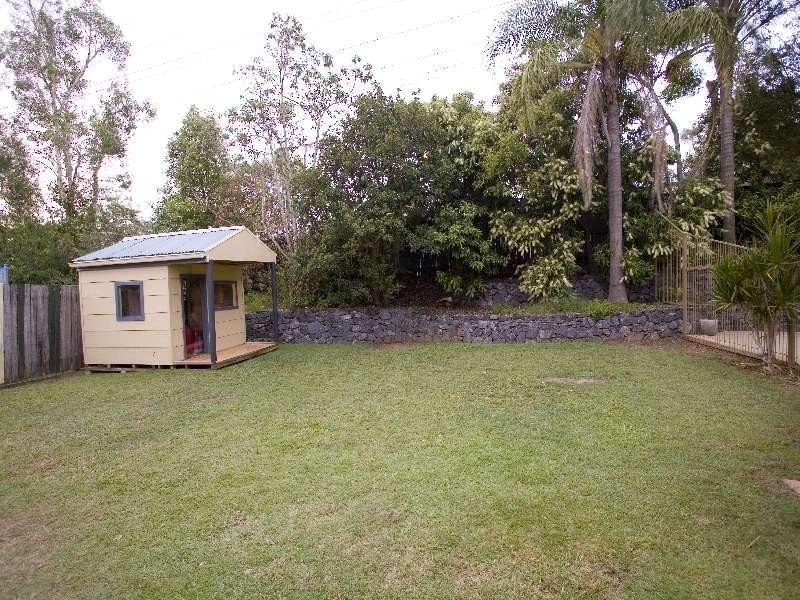 12 Taft Court, Stretton QLD 4116