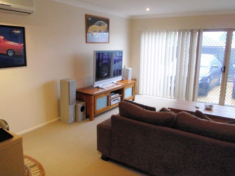 2 Blenheim Close, Forest Lake QLD 4078