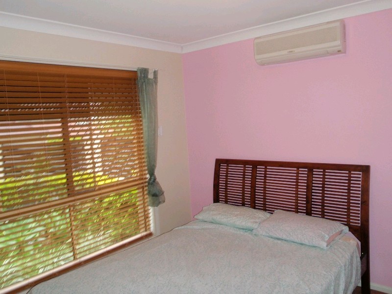 2 Blenheim Close, Forest Lake QLD 4078