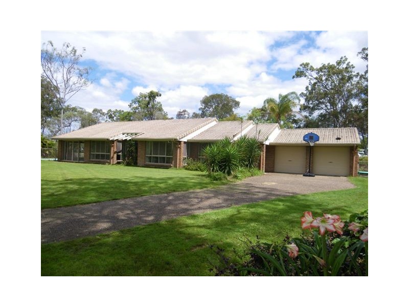 15-19 Merluna Road, Park Ridge South QLD 4125