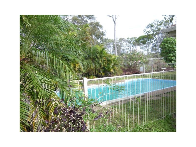 15-19 Merluna Road, Park Ridge South QLD 4125