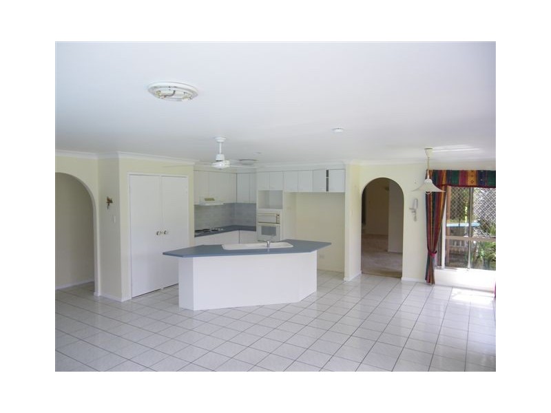 15-19 Merluna Road, Park Ridge South QLD 4125