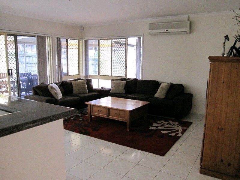 5 Currajong Street, Calamvale QLD 4116