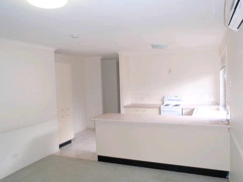 12 Federation Drive, Hillcrest QLD 4118