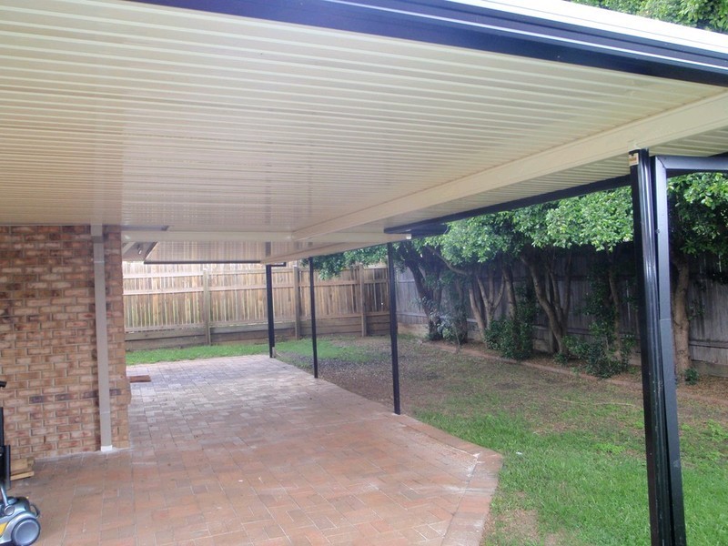 12 Federation Drive, Hillcrest QLD 4118