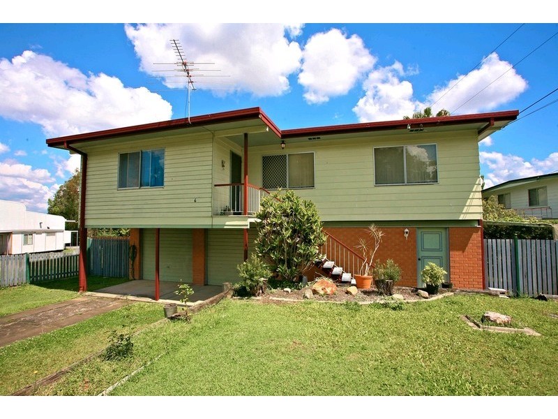 6 Bushmills Street, Hillcrest QLD 4118