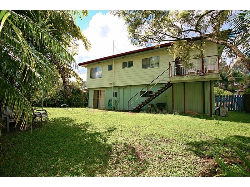 6 Bushmills Street, Hillcrest QLD 4118