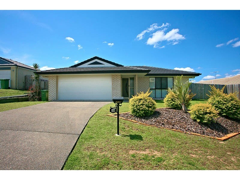 16 Paul Drive, Regents Park QLD 4118