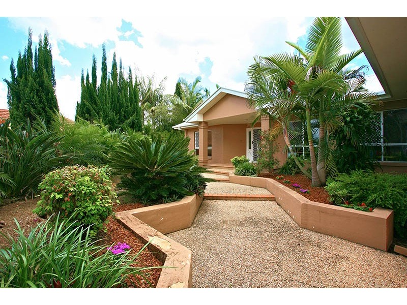 38 Torrens Place, Parkinson QLD 4115