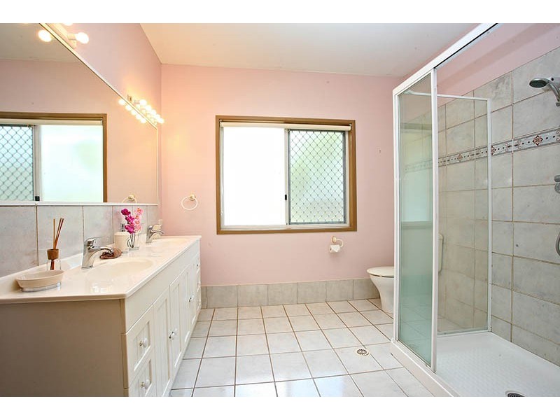 38 Torrens Place, Parkinson QLD 4115