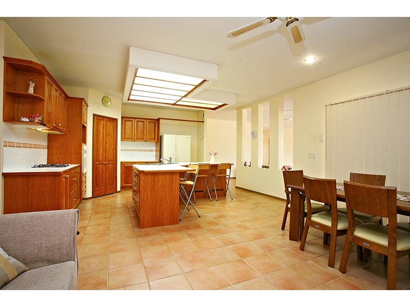 38 Torrens Place, Parkinson QLD 4115