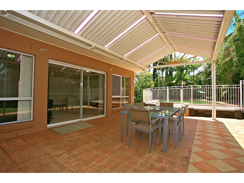 38 Torrens Place, Parkinson QLD 4115