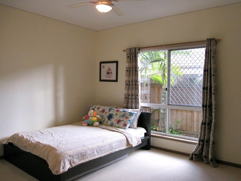 38 Torrens Place, Parkinson QLD 4115