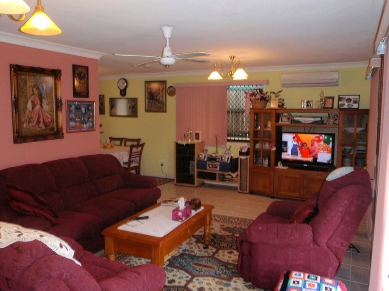 43 Owens Street, Boronia Heights QLD 4124