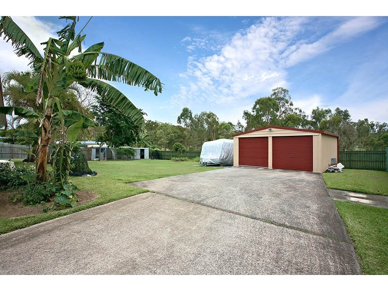 28 Regency Drive, Regents Park QLD 4118